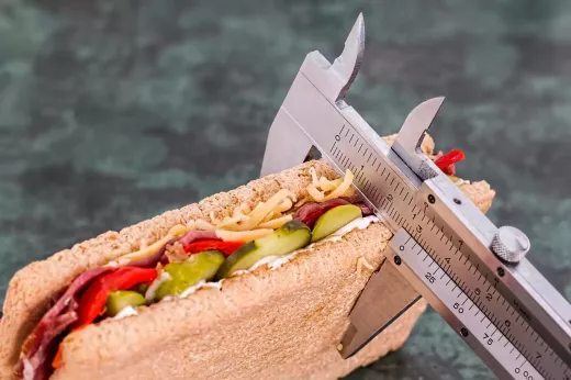 הבנת המדע של גירעון קלורי לירידה במשקל
